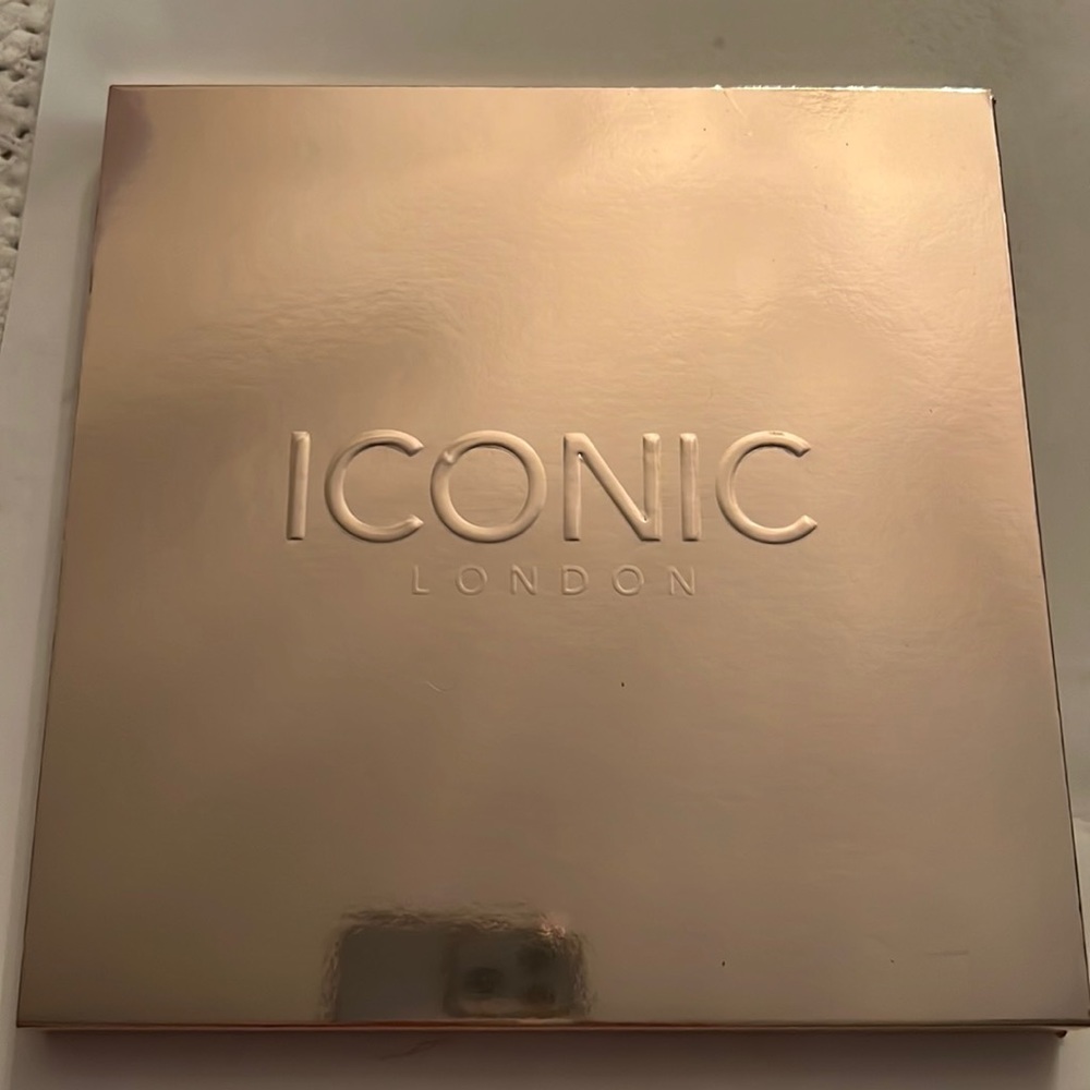 Iconic London pallet sunset to sunrise